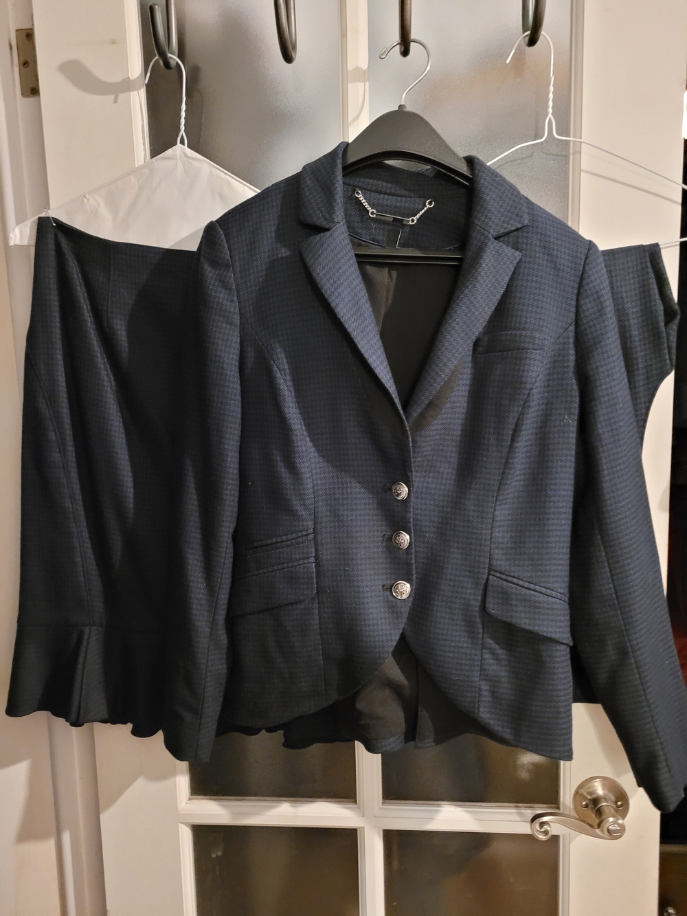 3pc White House Black Market Navy Checked Blazer, Skirt, Ankle Pants.